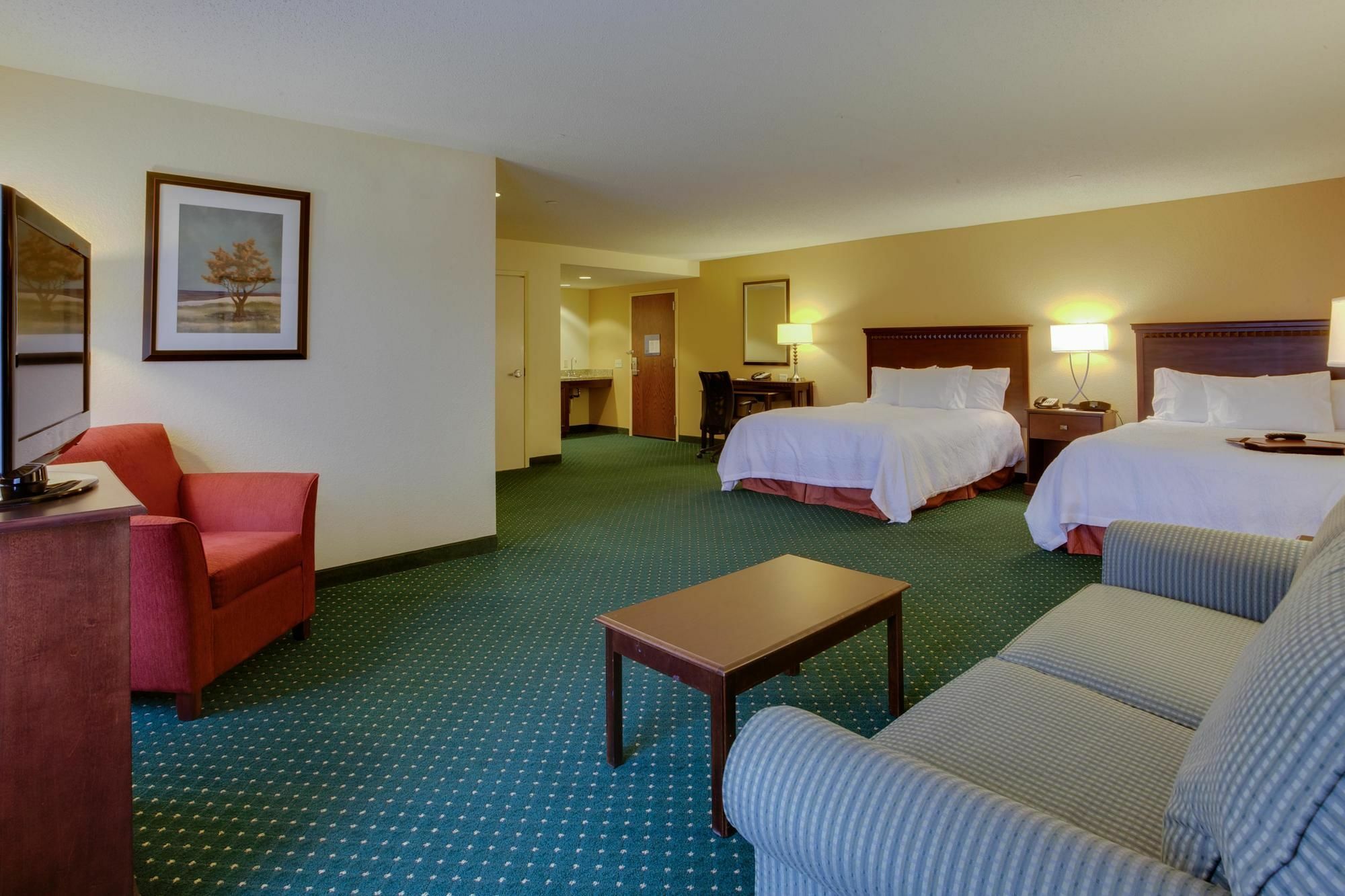 Hampton By Hilton Garden Long Island Garden City