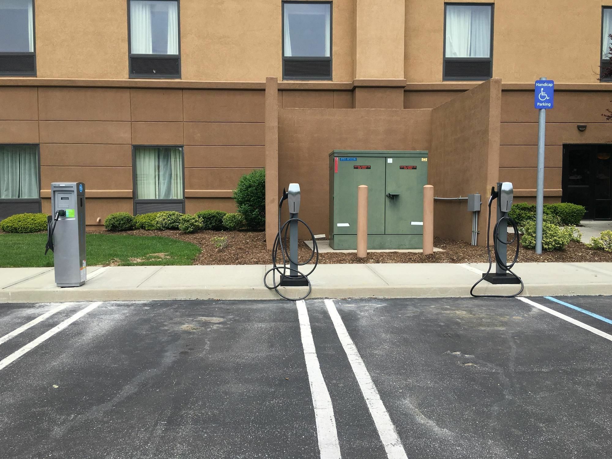 Hampton By Hilton Garden Long Island 3*